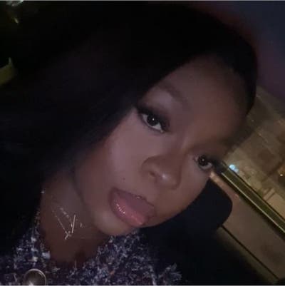 Professional Female seeks a double room Main Photo