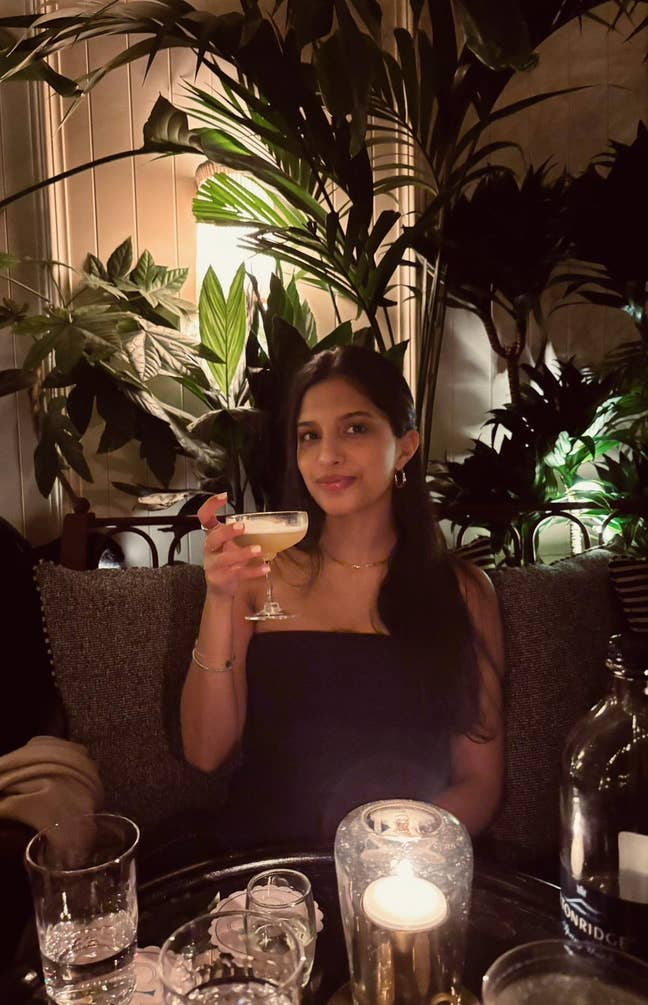 Looking for a room in flatshare/ studio appartment Main Photo