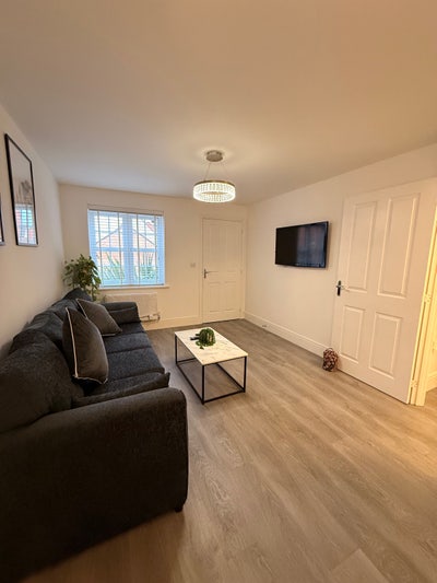 En-suite Double bedroom - Brand New Main Photo