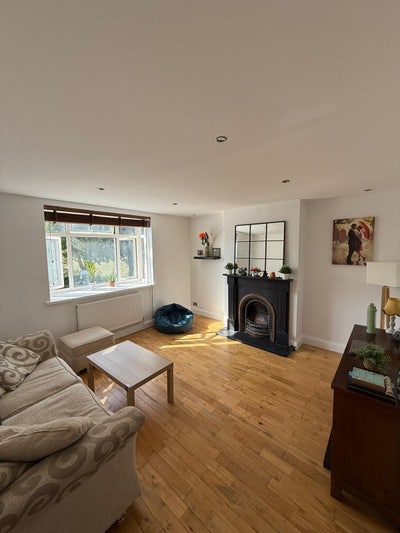 Lovely Room in 2 Bed Flat🏡 Main Photo