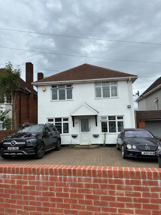 Brand New house-ROOMS TO RENT Main Photo