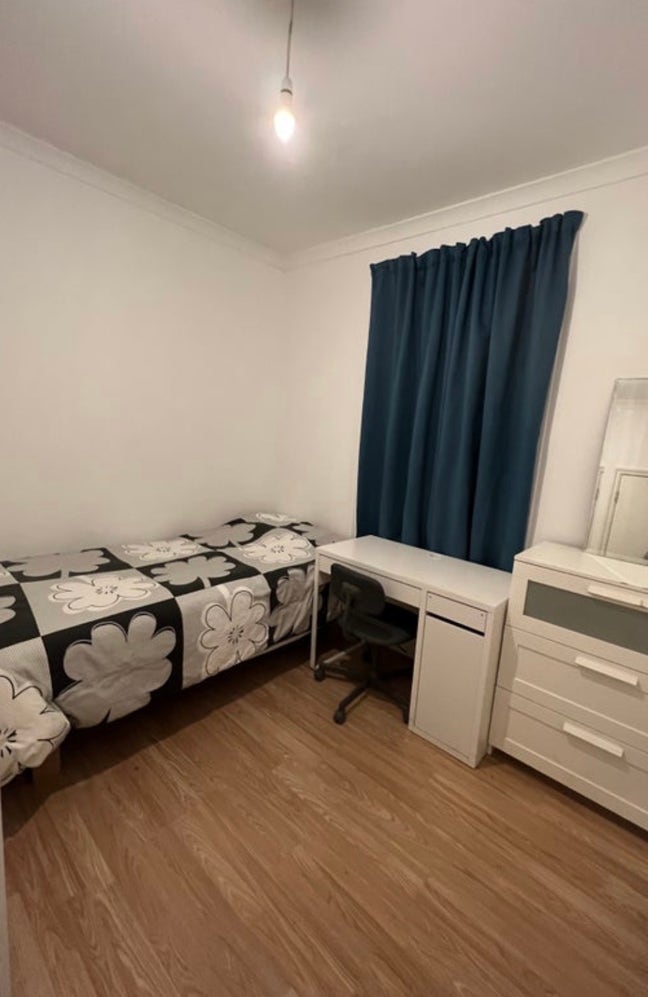 Single room available  Main Photo