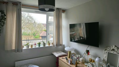 Room for rent in Horsham  Main Photo