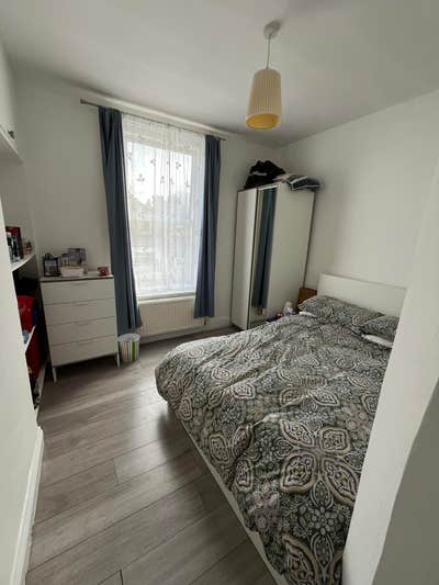 Quiet, Clean Home – West Ealing Room Main Photo