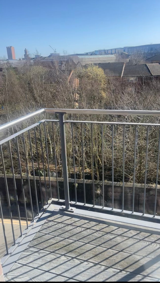 Flat mate needed  Main Photo