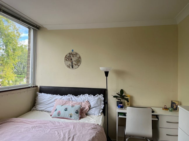 Lovely Double Bedroom in NW6, London  Main Photo