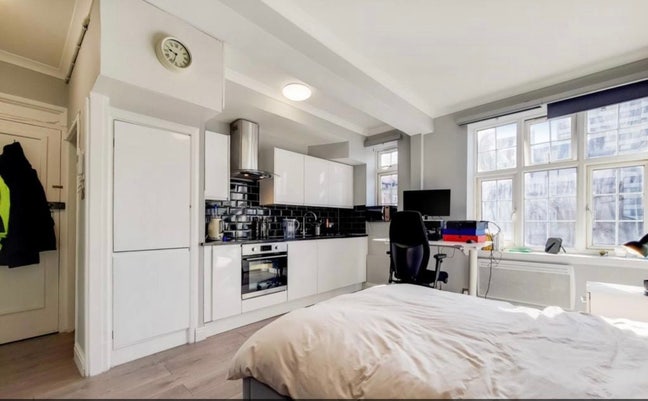 Stylish Studio Flat in paddington area (W2) Main Photo