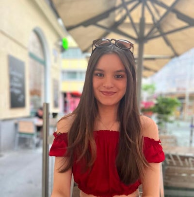 Hi! My name is Victoria (Tori), I am starting... Main Photo