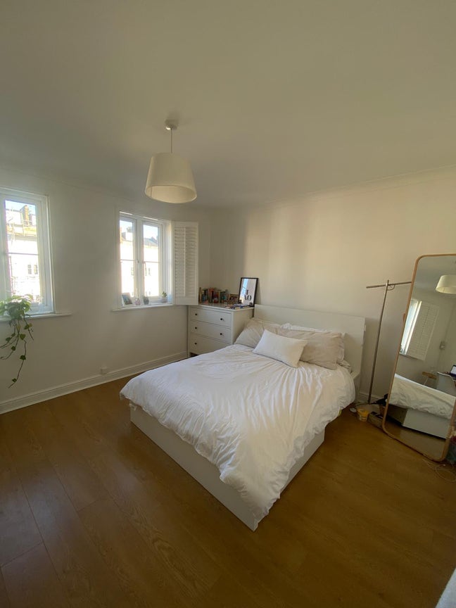 Large Double Room | Tufnell Park | Garden Main Photo
