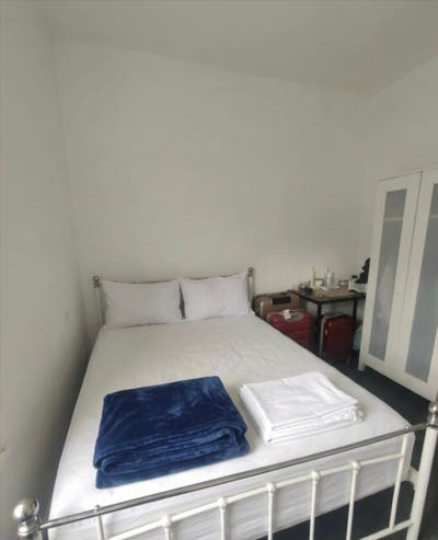 Single Room Available  Main Photo