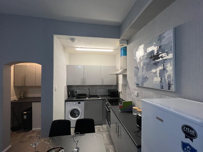 1 bedroom flat near city centre  Main Photo