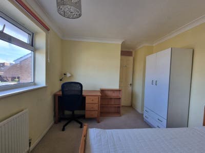 A double room in CB4 Main Photo