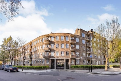 Bright Room in gated close | Quick walk to Oxf St Main Photo