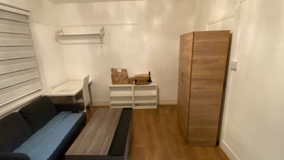 One bedroom flat available to rent bills inclusive Main Photo