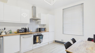 Spacious Double Room with En-Suite in Darlington Main Photo