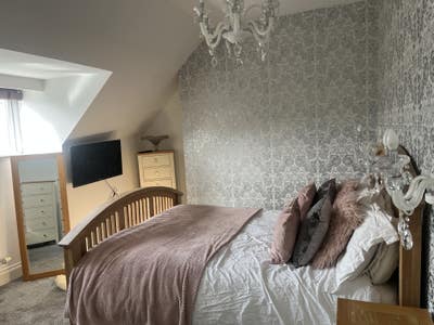 Gorgeous double bedrooms with large en-suite Main Photo