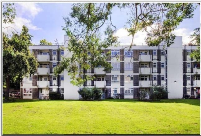 Lovely 2 bed flat with balcony and parking in NW2 Main Photo