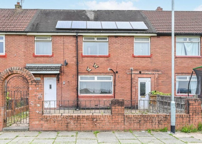 ROOM TO RENT Medway Walk, Wigan, WN5 Main Photo