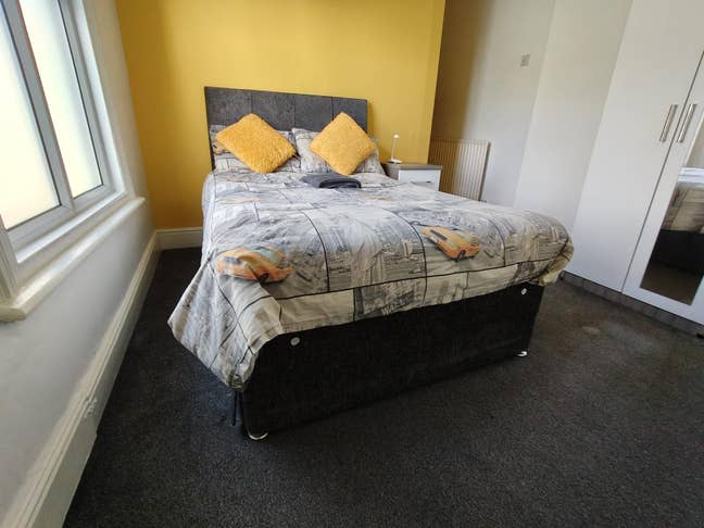 First Month's Rent, Half Price. All Bills Included Main Photo