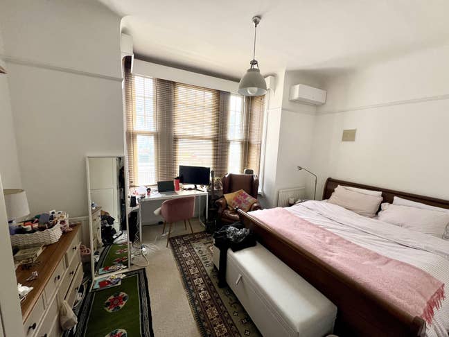 Spacious Double Room in Streatham Common  Main Photo