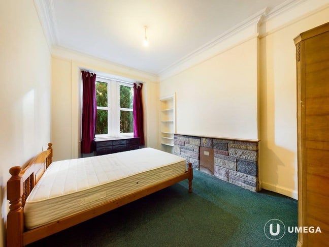 Double Bed Room Sharing Available  Main Photo