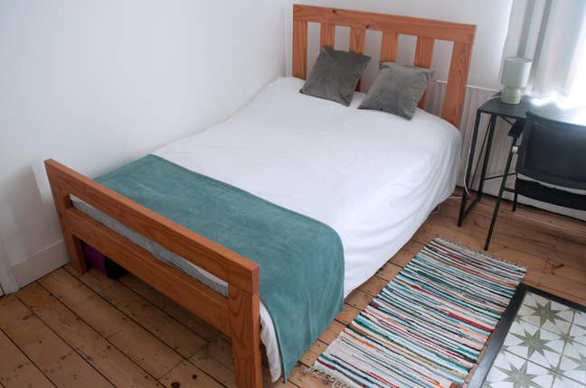 Large 3 Bed 5 Mins from Tube. All Bills Included Main Photo