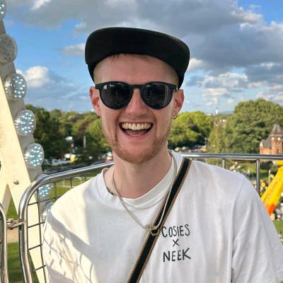 Rooms and Peoples wanted Main Photo