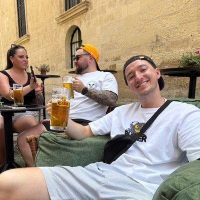 Looking for a new place :) Main Photo