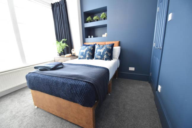 Ground Floor En-Suite Room - Harcourt Ave Main Photo