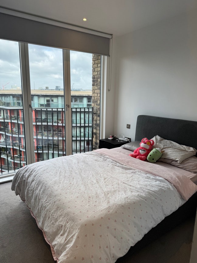Bright Furnished Room, 3 mins from station Main Photo