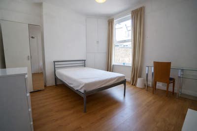 🚀 Premium House Share in Bangor – Bills Included! Main Photo