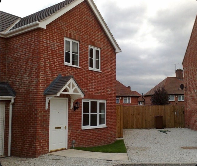 New Build HOUSE share, NG8 nr J26 M1, 3 mile city Main Photo