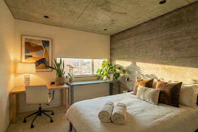 Private Room in Luxury Kensal Home – Pool & Sauna Main Photo