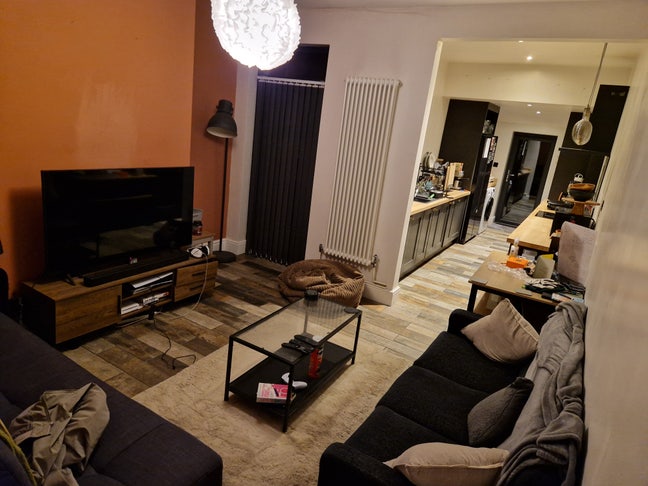 Tenancy Takeover, 2 bed house, Embankment  Main Photo