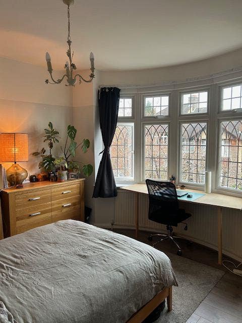 Double Bedroom in Wimbledon Main Photo