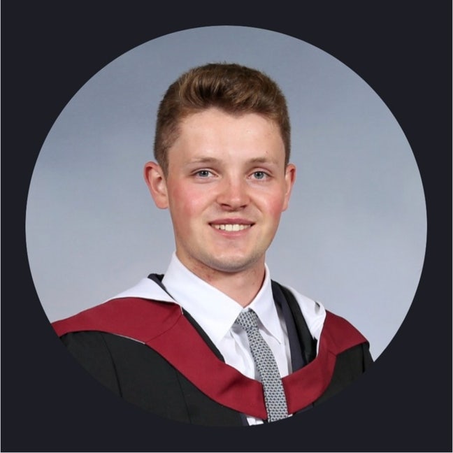 Young Professionals looking for flat Main Photo