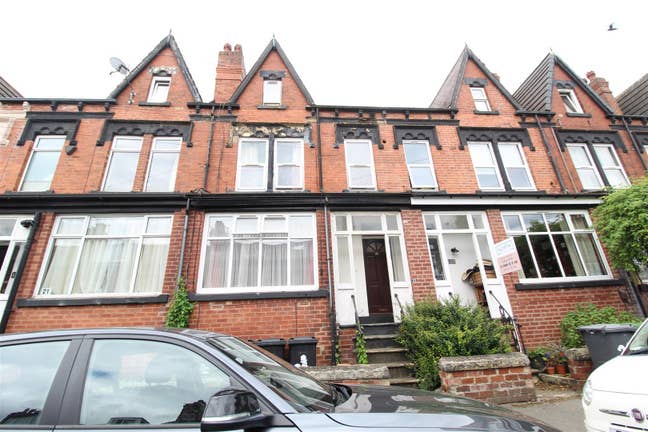 Two Ensuite Rooms in Two Bedroom Apartment Main Photo