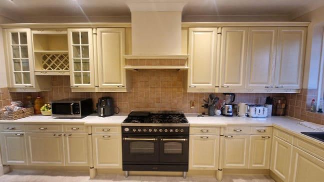 House Share in Old Town, Eastbourne  Main Photo