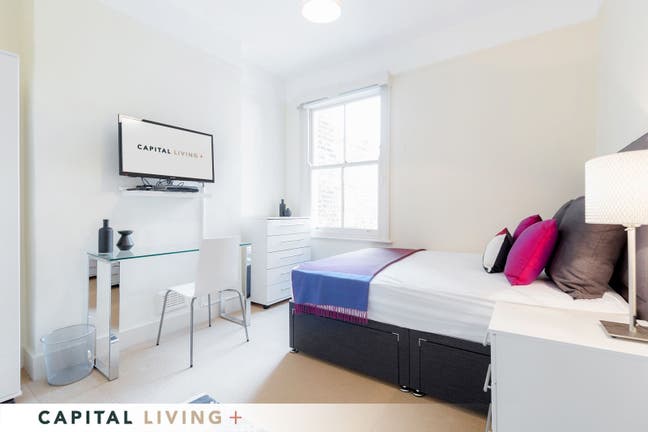 Room available in Vibrant House Share| Clapham Main Photo