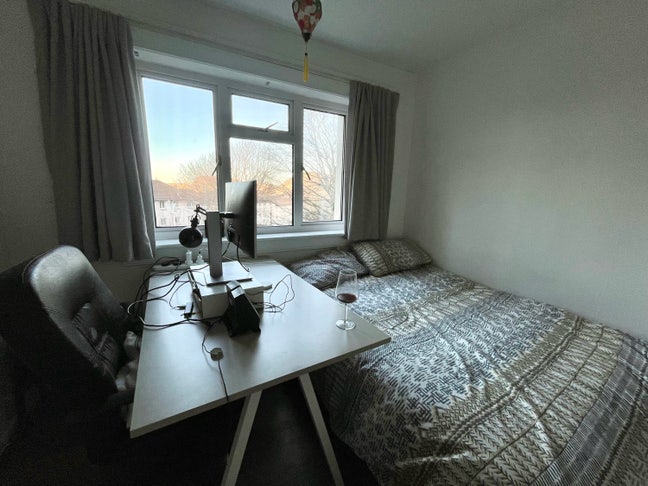 Double room near kings campus Main Photo