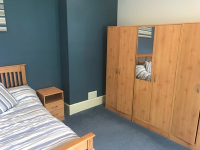 Large Double Room for rent.  Main Photo