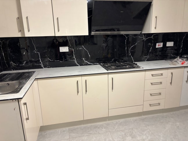 Brand new house in West croydon station -2minutes  Main Photo