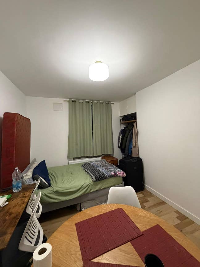 Spacious Double Room – Elephant & Castle Main Photo