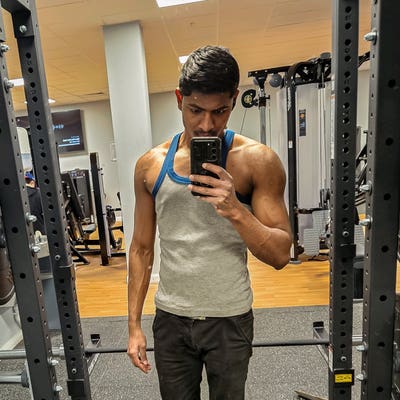 Looking for a single room from may month. Main Photo