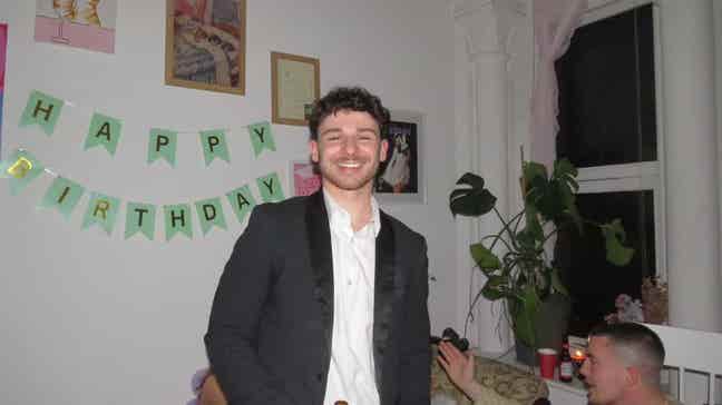 Hello! I've just been given a job offer in th... Main Photo