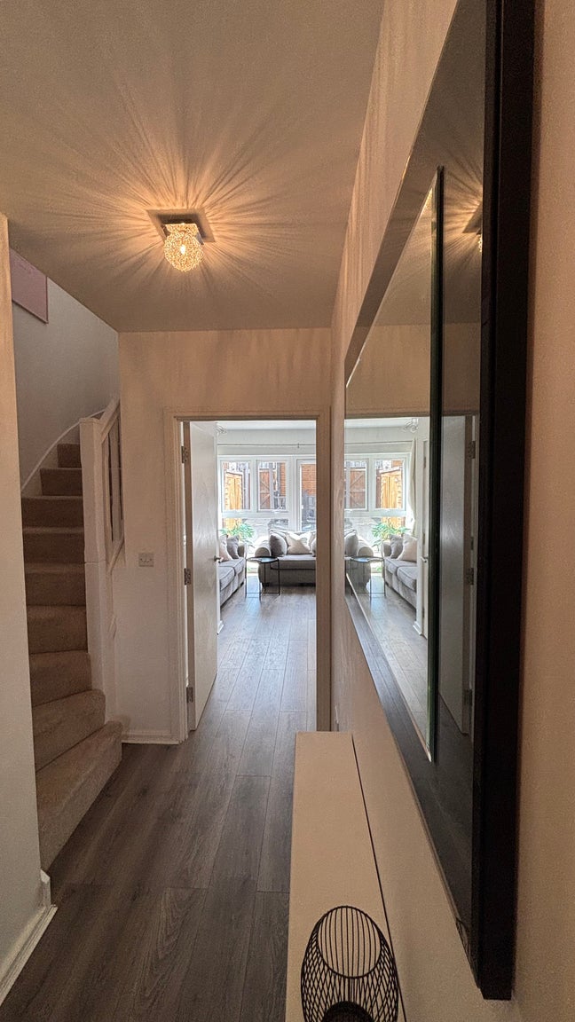 Luxury Double Room, New Build, Bills Inc - CM18 Main Photo