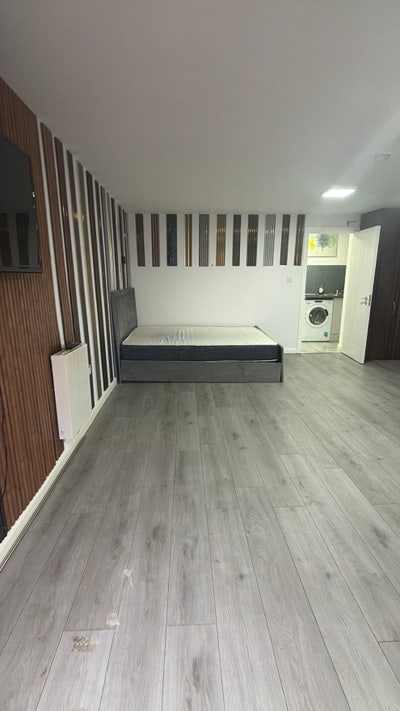 Studio large room Main Photo