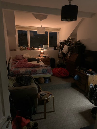 Big airy double room with lovely view in Cotham Main Photo