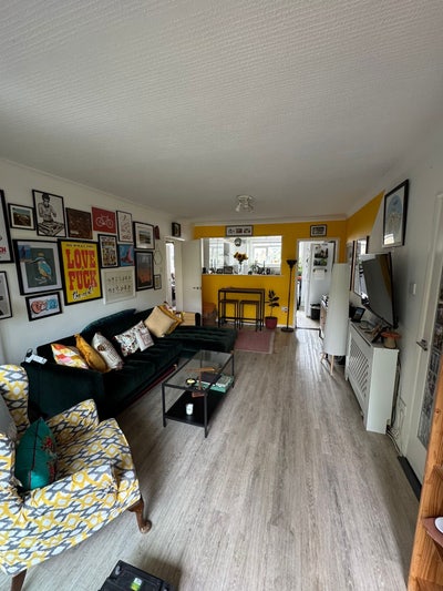 Furnished Small Double Bedroom By The River Main Photo