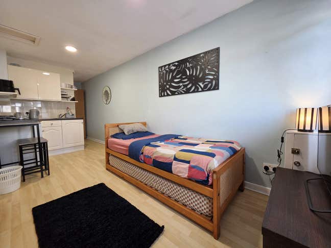 Simple Studio Main Photo